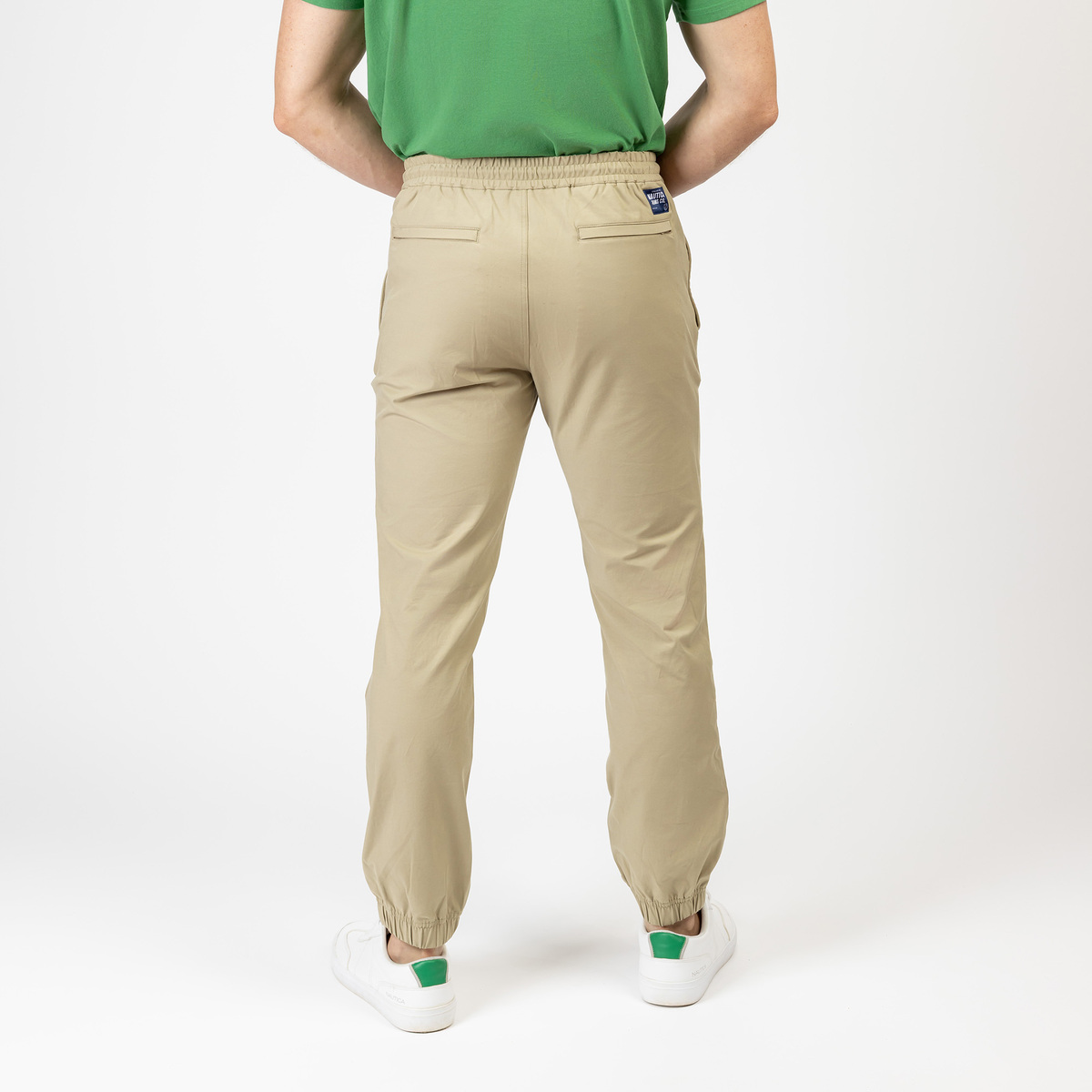 Jogger Regular Fit Nautica Caf&eacute; Claro para Hombre image number null