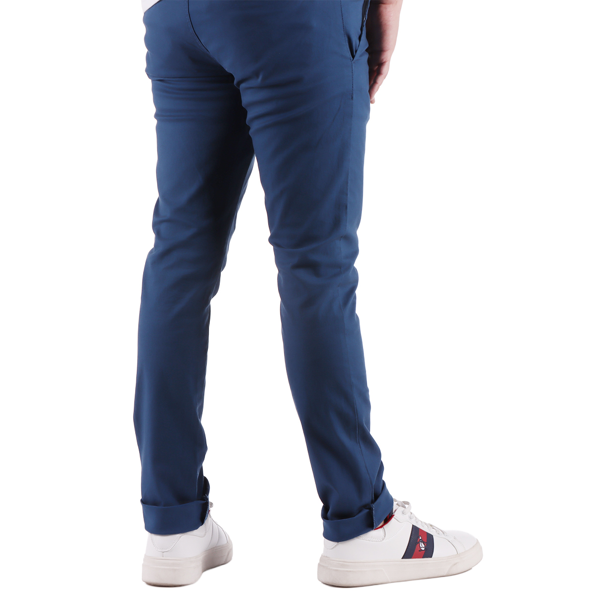 Pantal&oacute;n Chino Ajuste Slim Fit Oggi Jeans para Hombre image number null