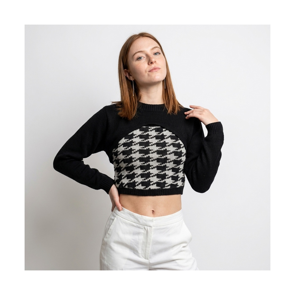 Su&eacute;ter Manga Larga Cuello Redondo Studio Si para Mujer Junior image number null