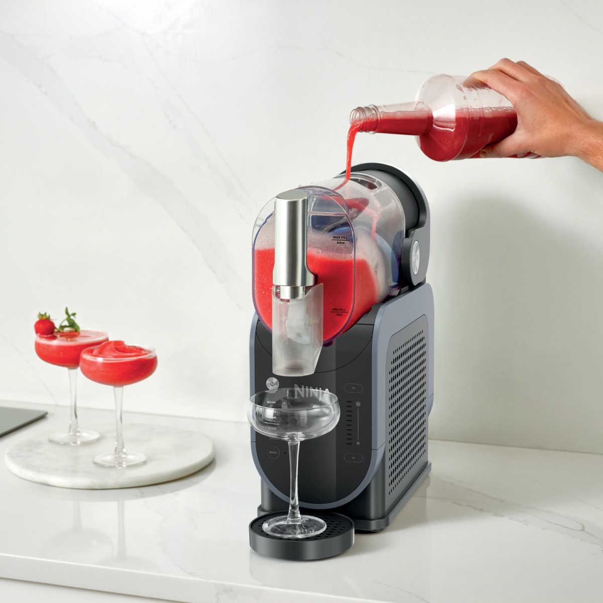 M&aacute;quina profesional para bebidas congeladas Ninja SLUSHi image number null