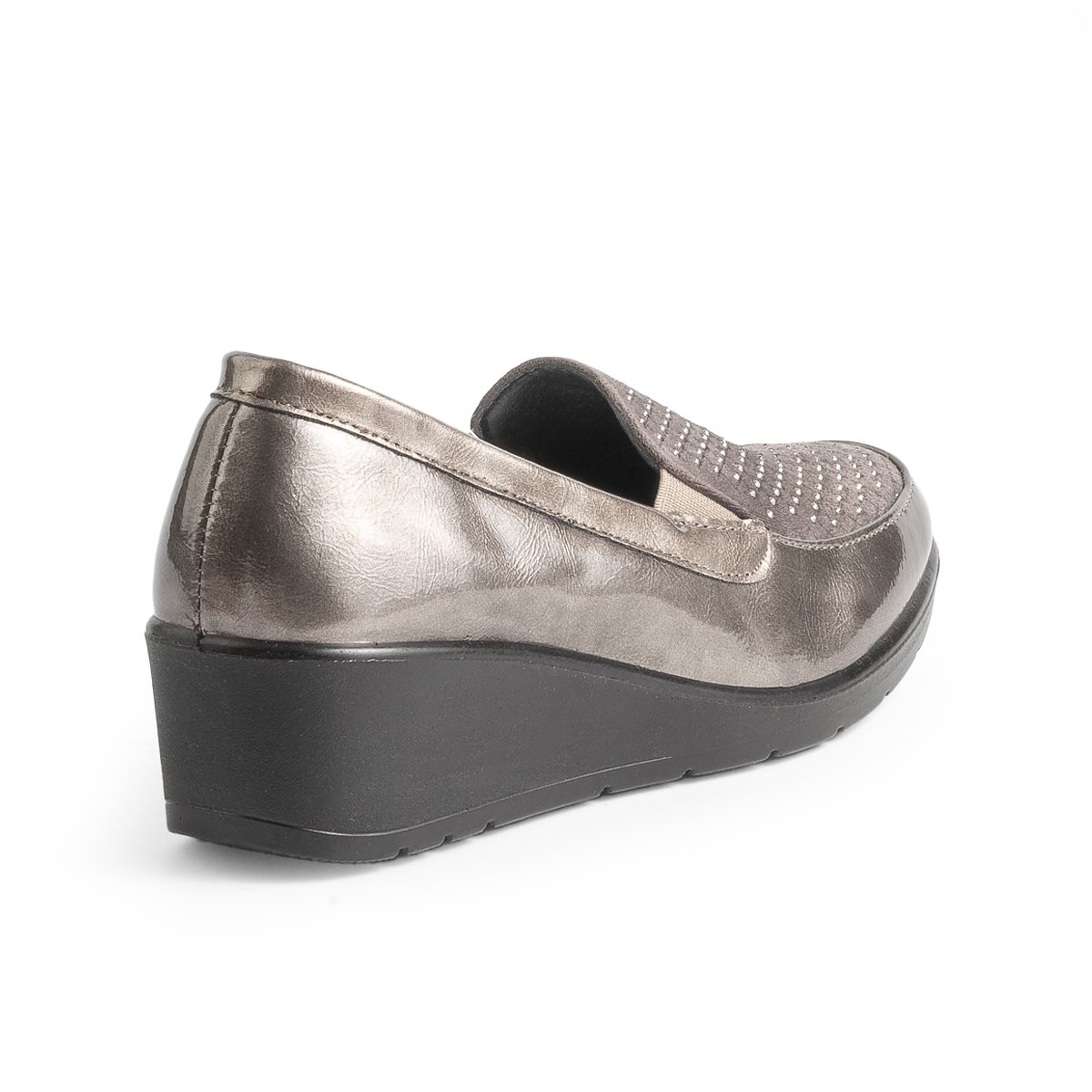 Mocas&iacute;n Cu&ntilde;a Emporium Dorado con Aplicaci&oacute;n Pedrer&iacute;a para Mujer image number null