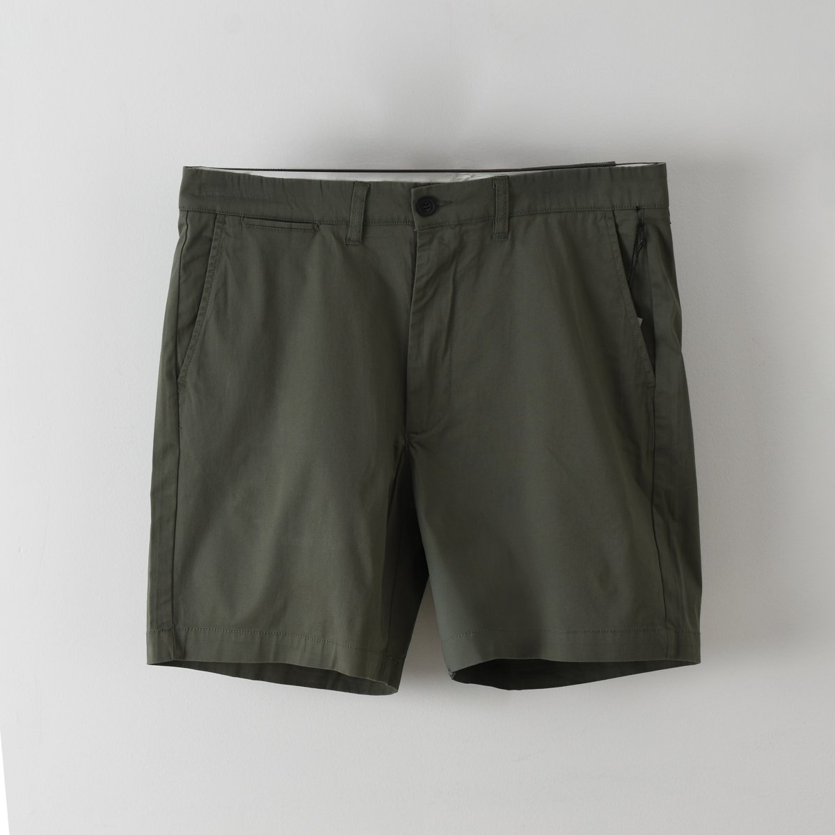 Bermuda en Gabardina J.Opus Regular Fit para Hombre image number null