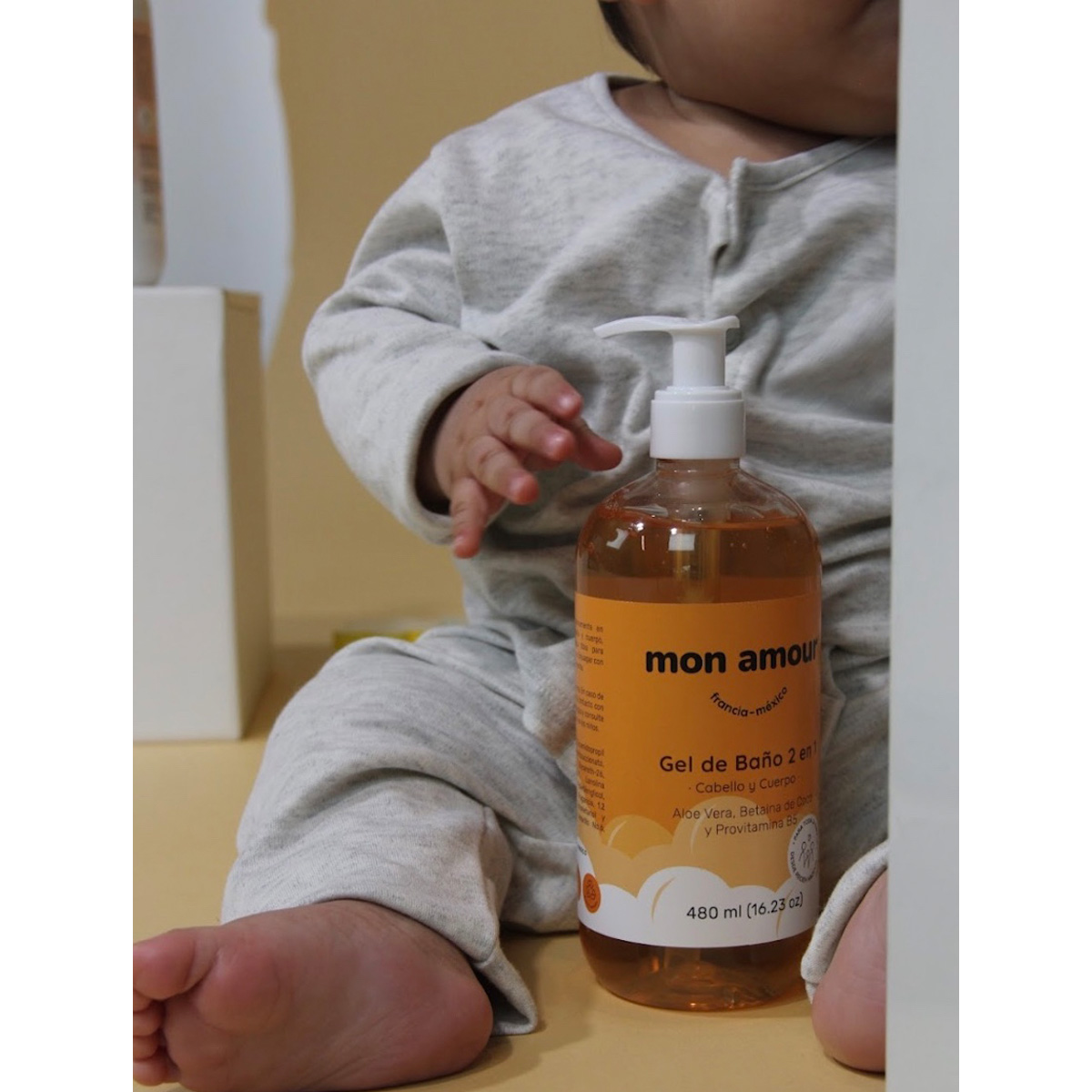 Gel de Ba&ntilde;o Mon Amour 2 en 1 480 ml image number null