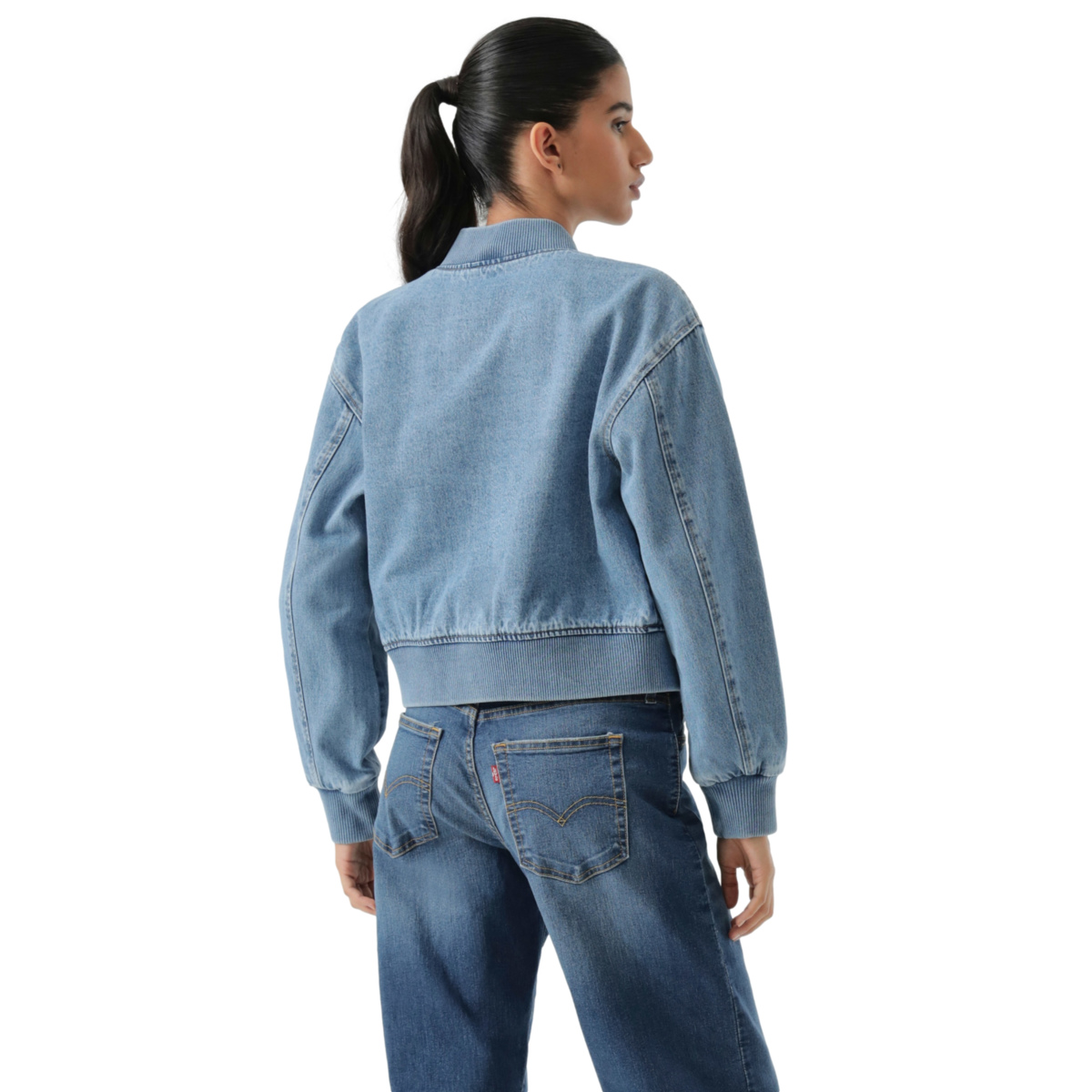 Chamarra Charm Levi&acute;s para Mujer image number null