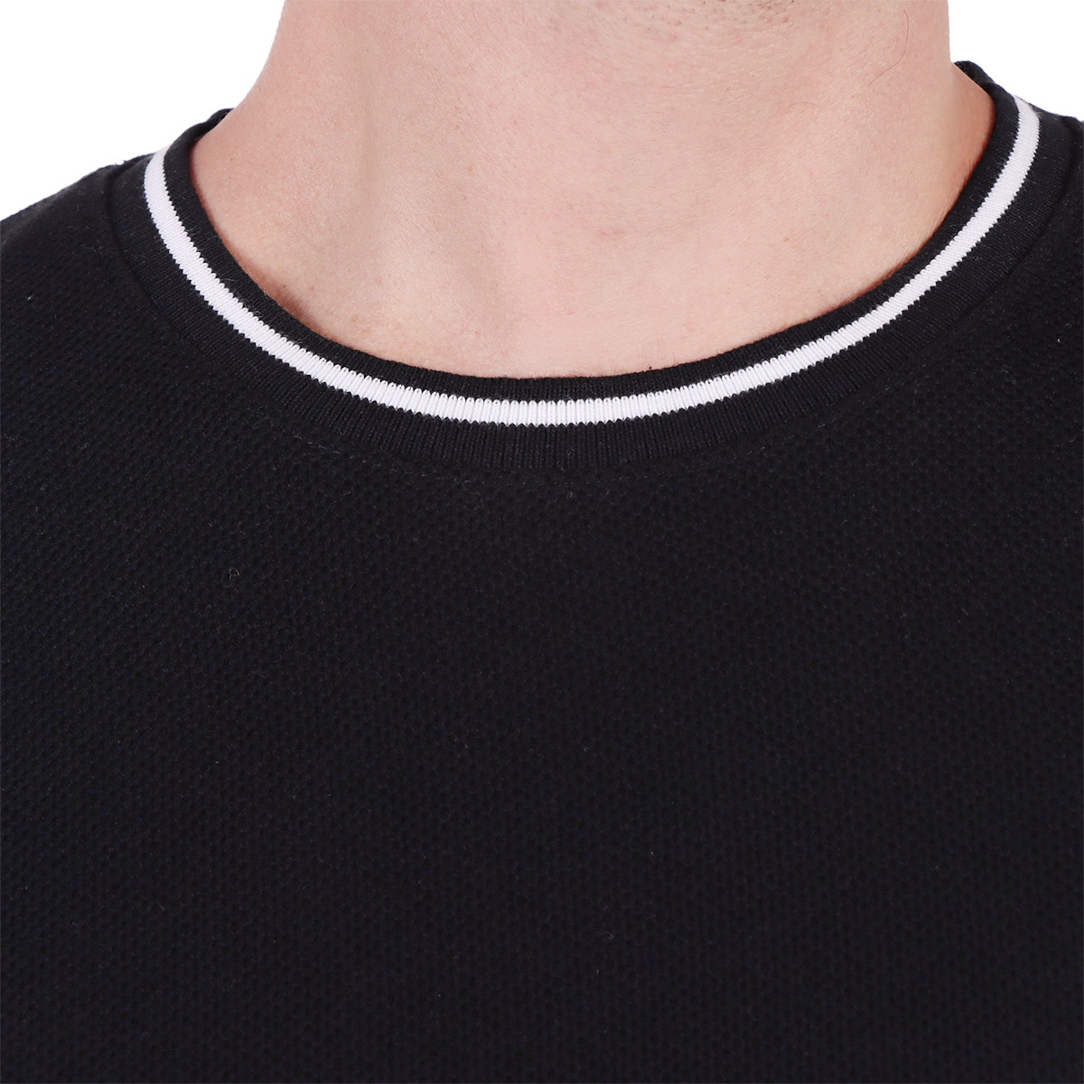 Playera Manga Larga Cuello Redondo Yongster para Hombre image number null