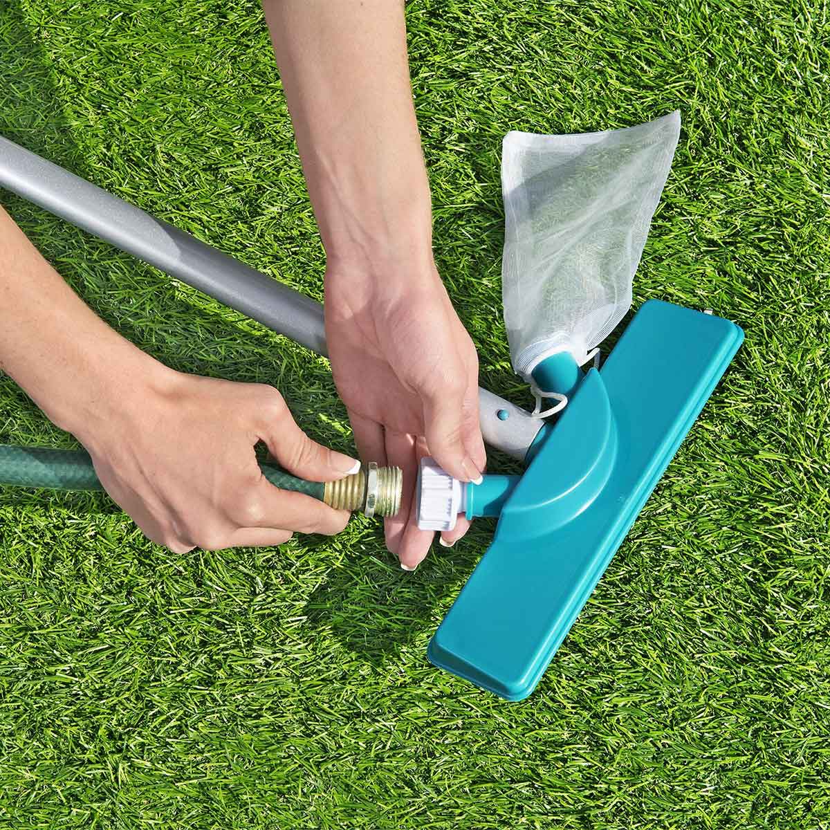 Kit De Limpieza Para Albercas Bestway image number null