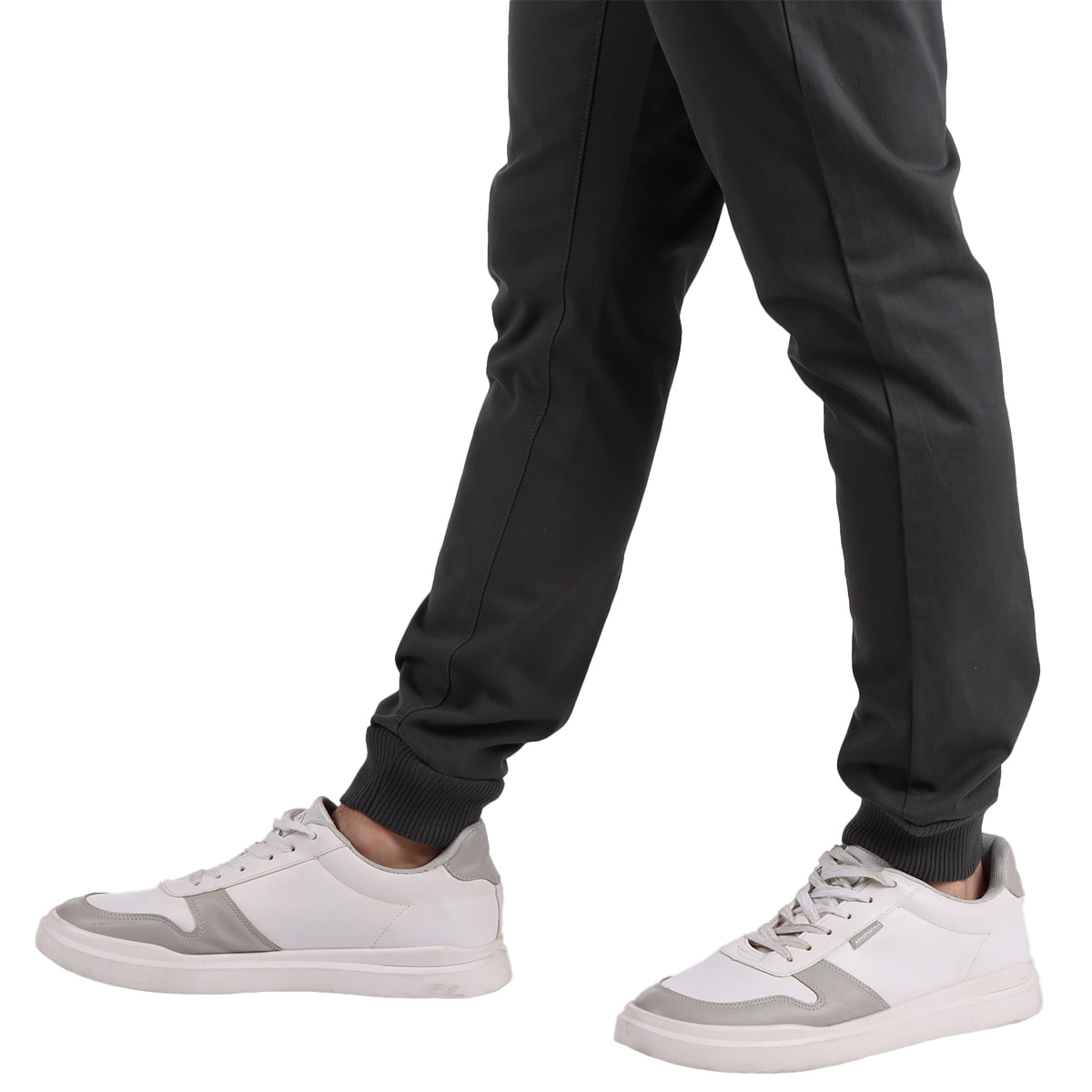 Pantal&oacute;n Jogger Ajuste Regular Oggi Jeans para Hombre image number null