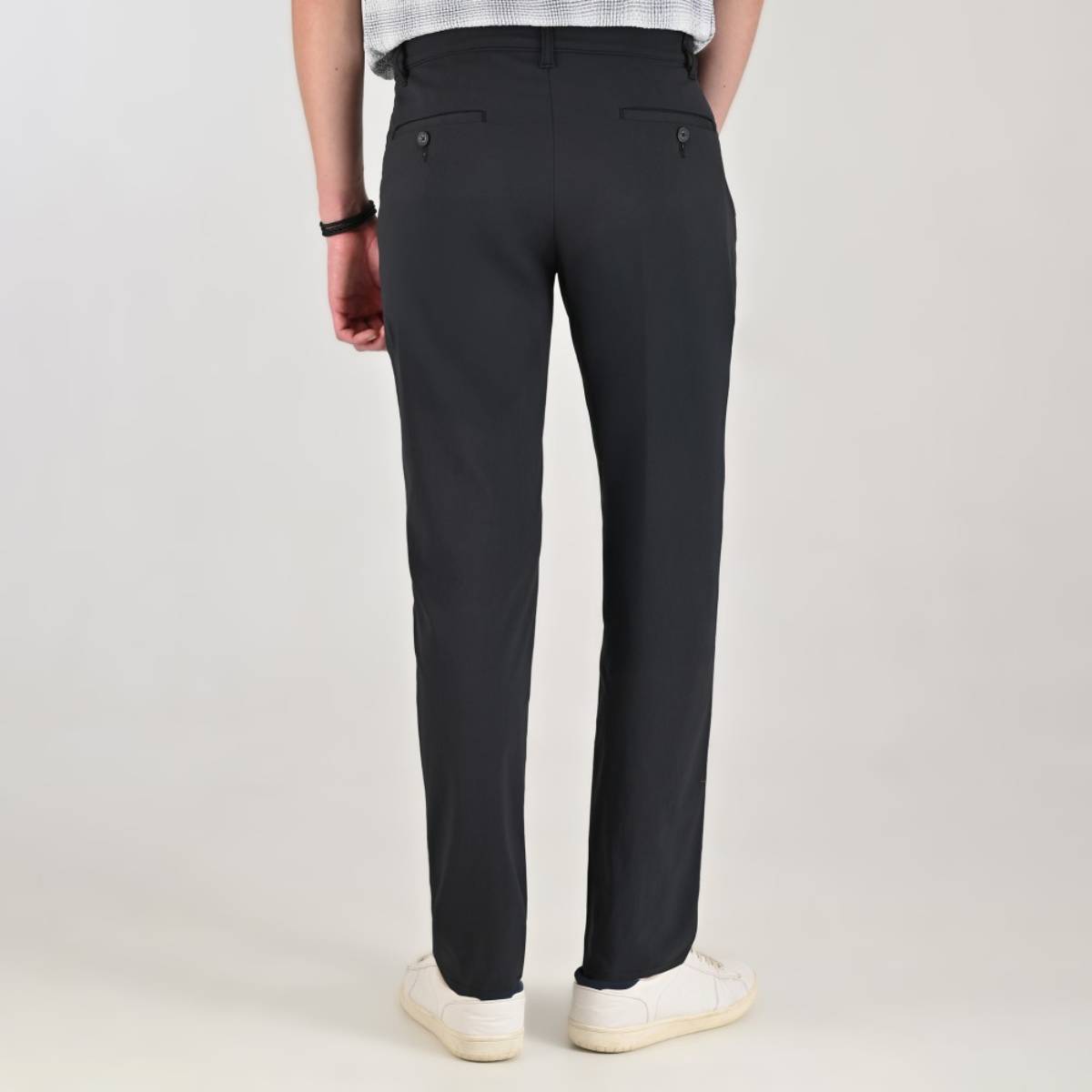 Pantal&oacute;n Casual Slim Fit  Supply Negro para Hombre image number null