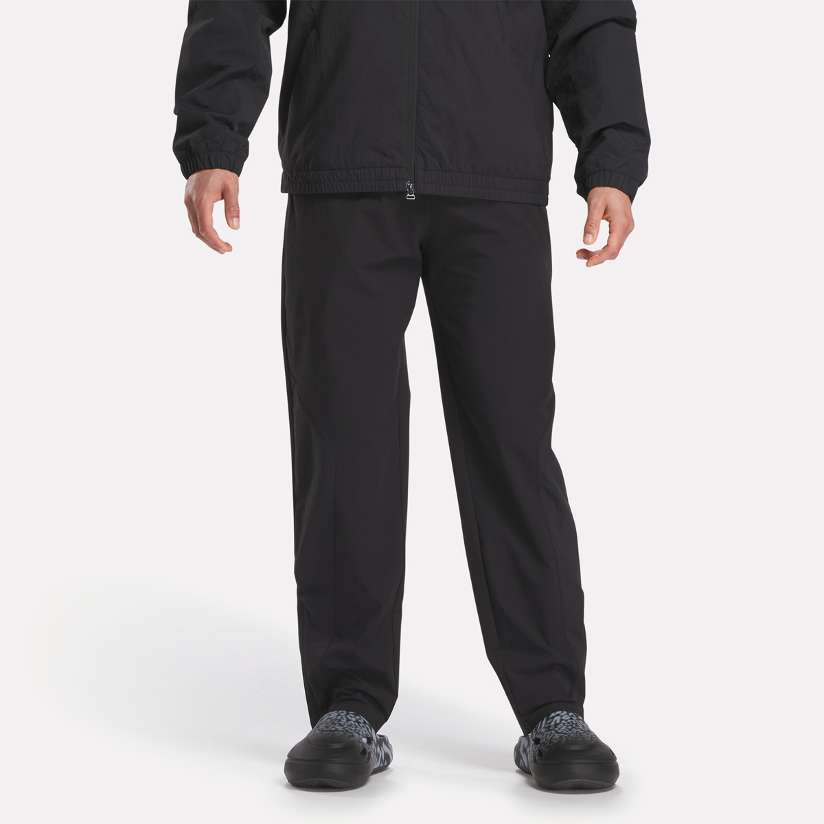 Pants Relaxed Fit Reebok Negro para Hombre image number null