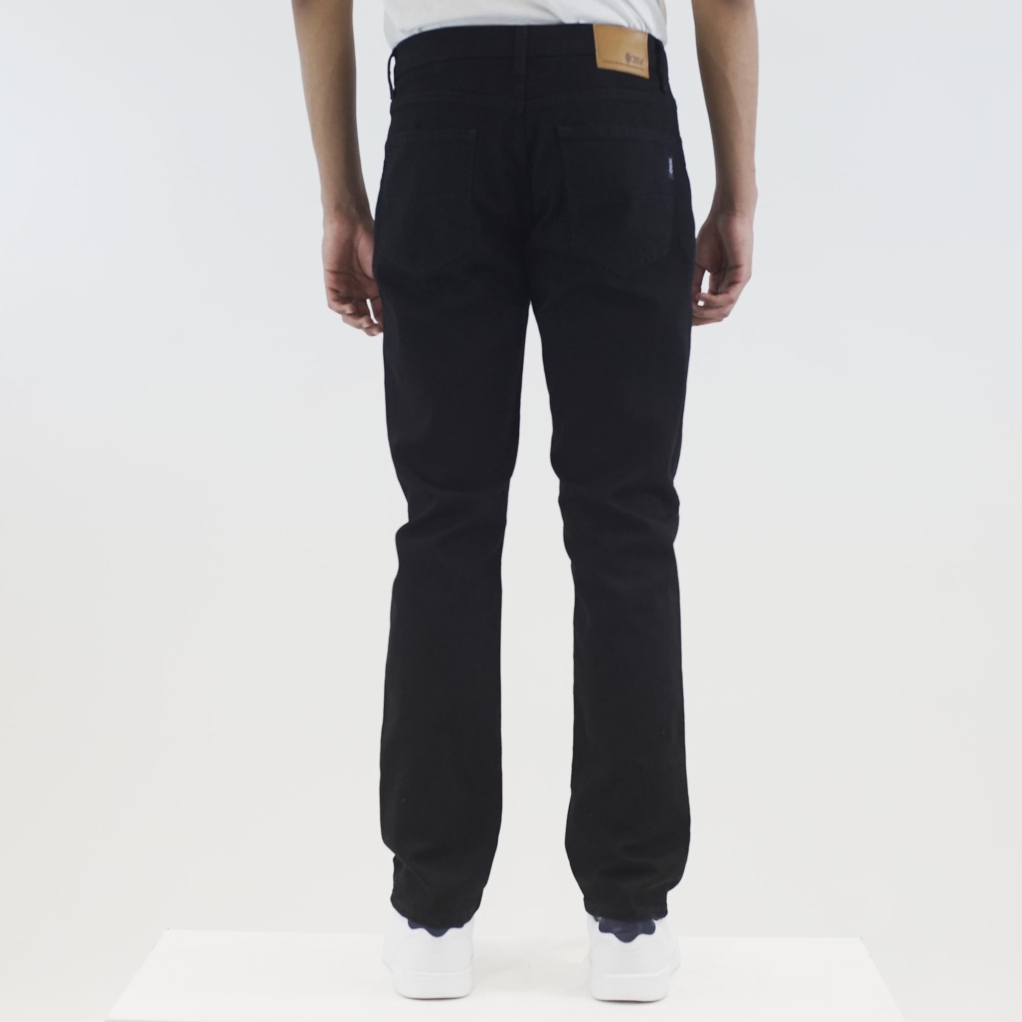 Jeans B&aacute;sico Oggi para Hombre Universitario image number null