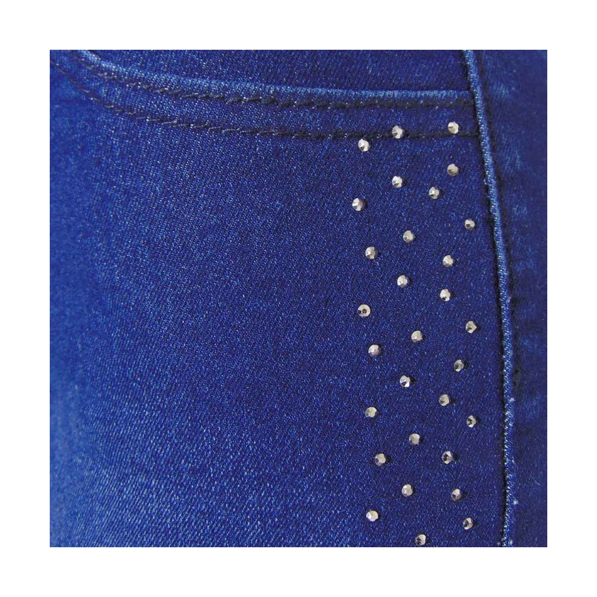 Jeans Corte Recto Con Cristales En Costados Beronna Para Mujer image number null