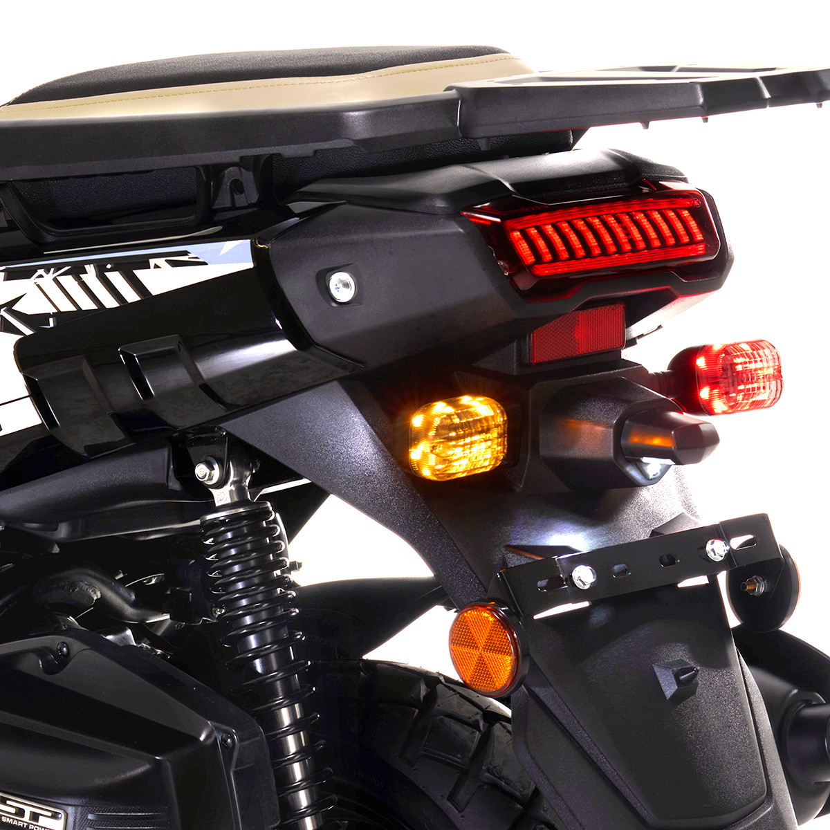 Motoneta Treck Motors Acorazada 150 Dorado/Negro image number null