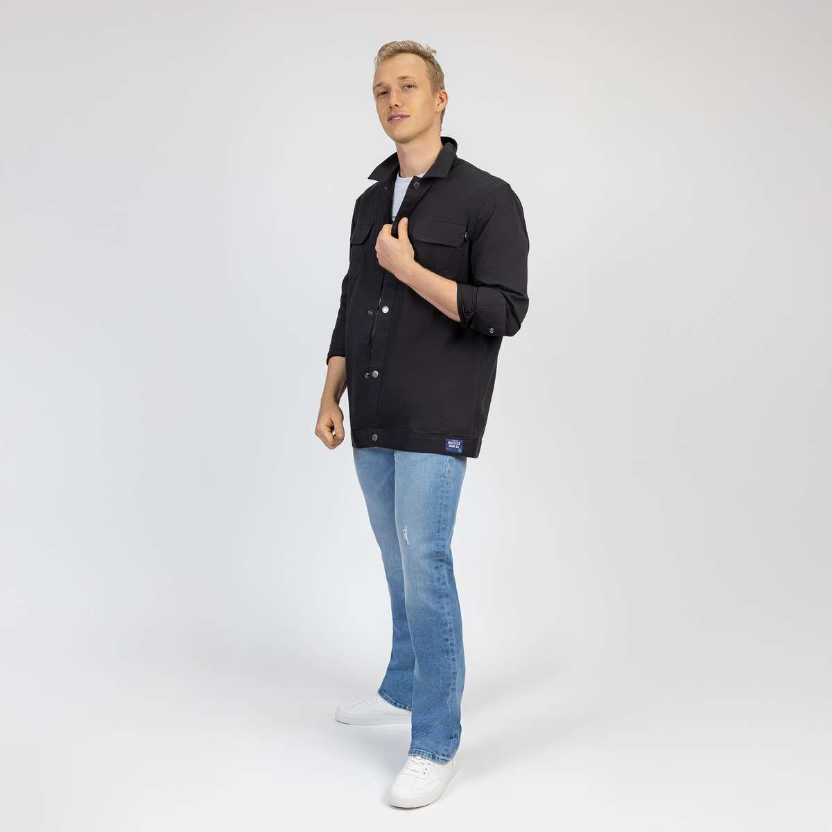 Sobrecamisa Regular Fit Nautica Negra Manga Larga para Homnbre image number null