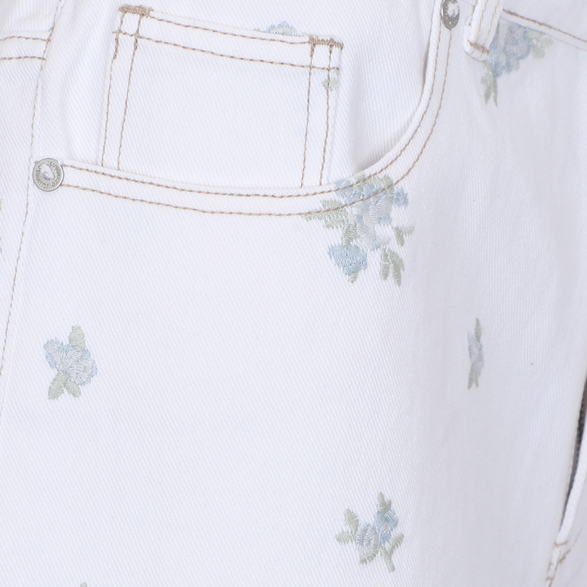 Short Bordado Flores Jeanious Para Mujer Curvy image number null