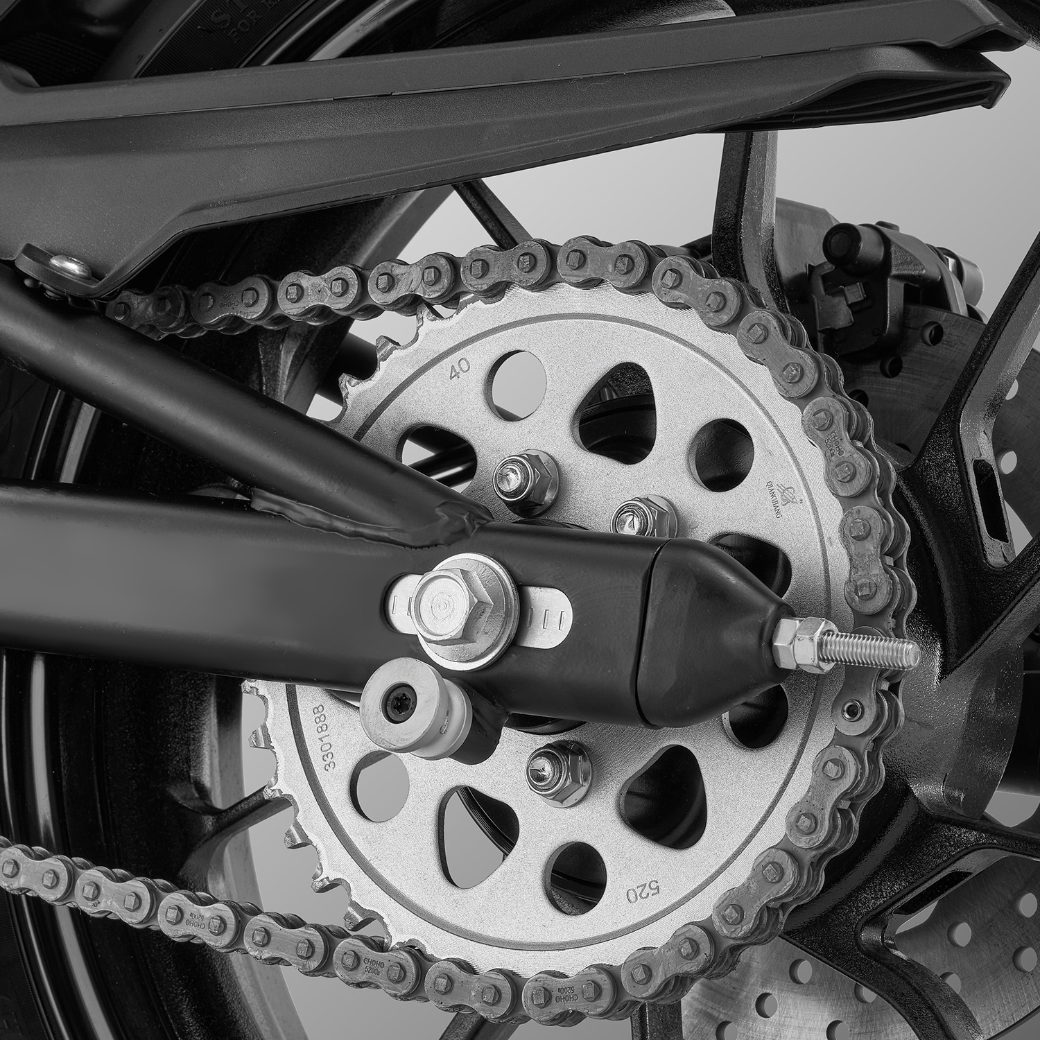 Motocicleta Qjmotor Srk 25R Rojo 2026 image number null