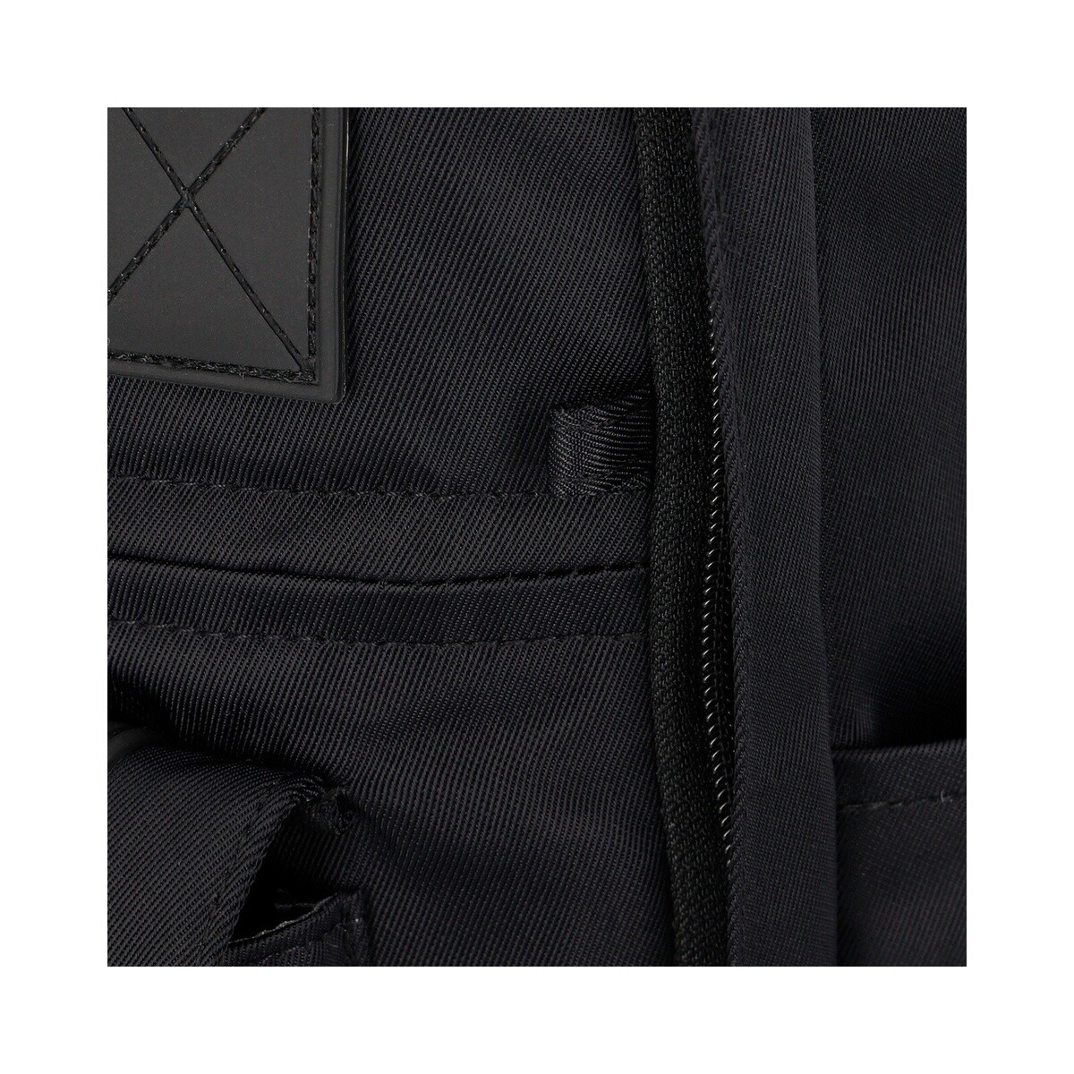 Mochila Xtrem Negra Portland 6Xt image number null