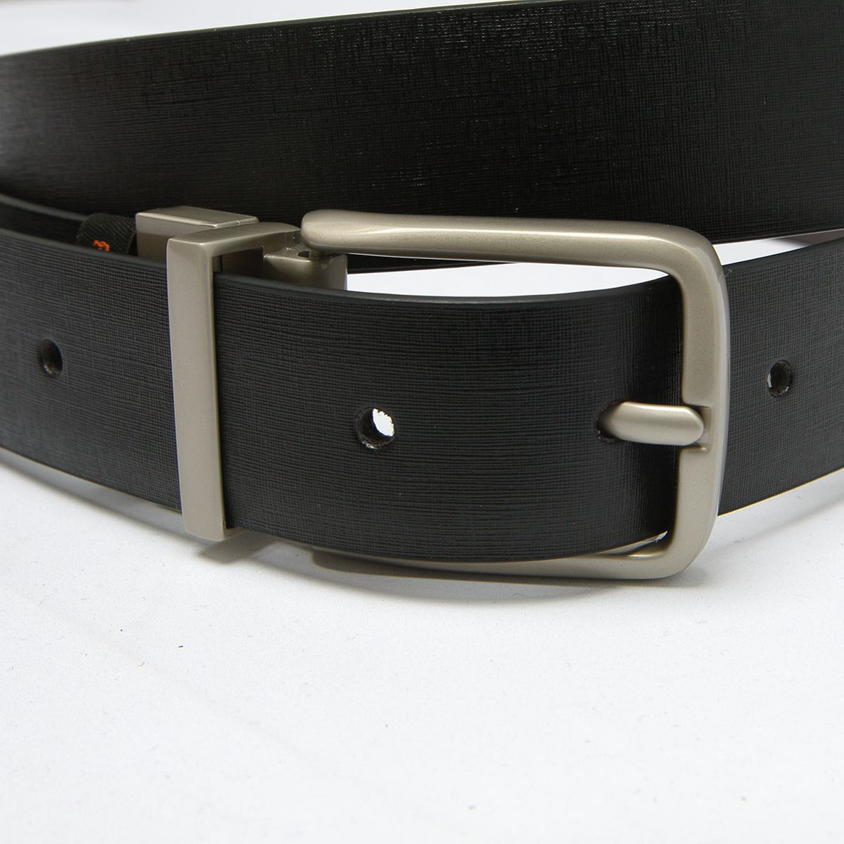 Cintur&oacute;n reversible de piel para hombre Hickok image number null