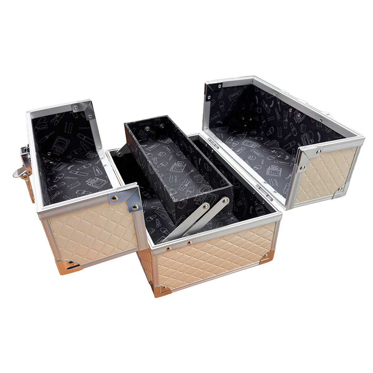 Caja Dura Quilted Cream Modella image number null