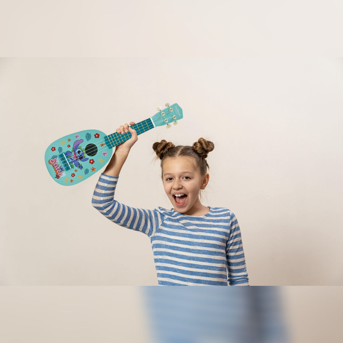 Ukelele de Madera Stitch Lexibook image number null