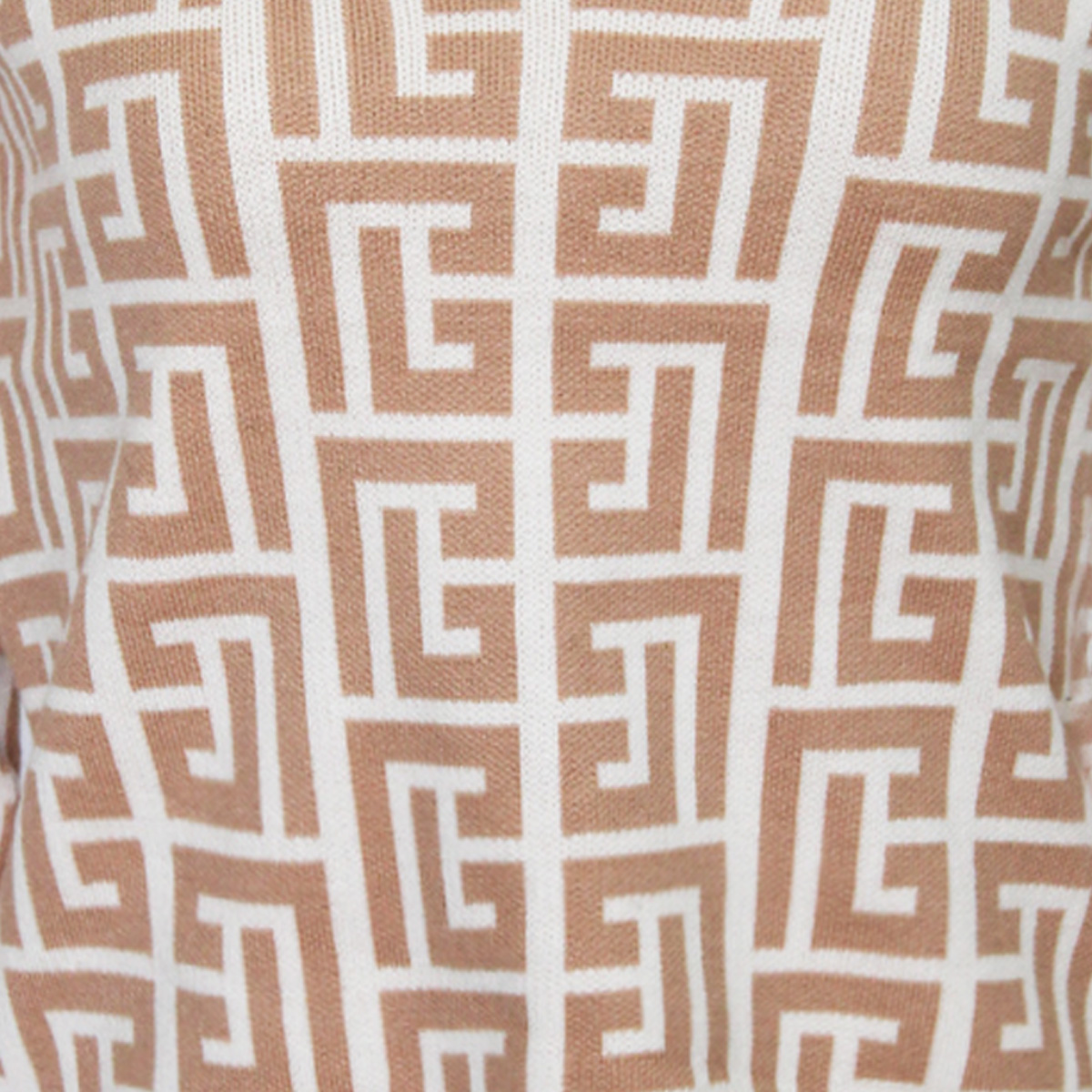 Su&eacute;ter Philosophy Mujer Estampado Grecas Cuello V image number null