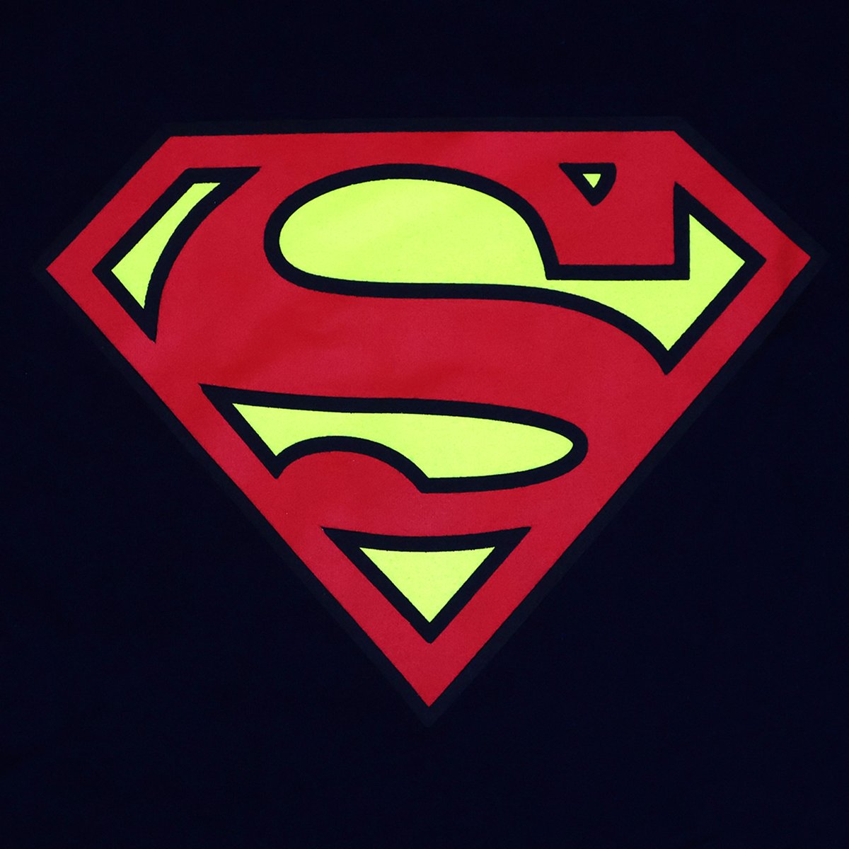 Pijama de Playera y Pantal&oacute;n con Dise&ntilde;o Superman para Hombre image number null