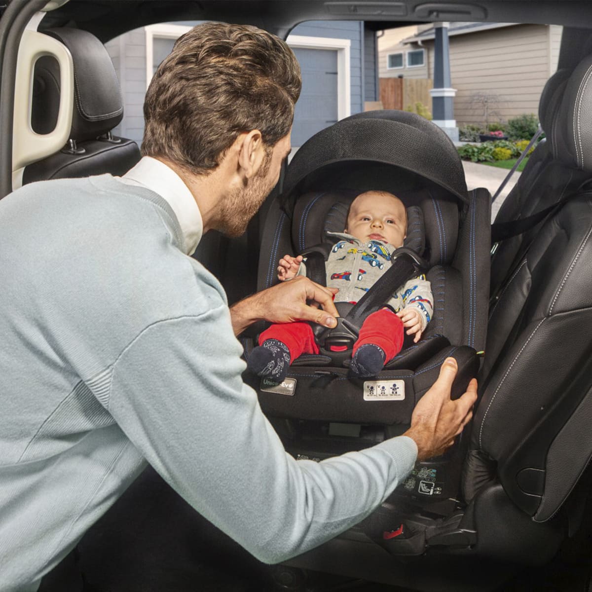 Autoasiento Air Negro Marca Chicco image number null